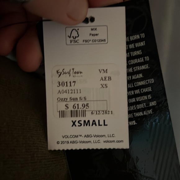 Volcom men’s short sleeve button down - Picture 5 of 5